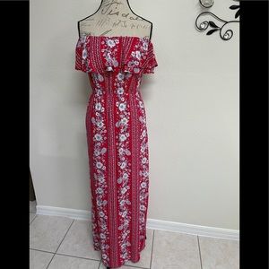 COPY - Red floral maxi dress❤️